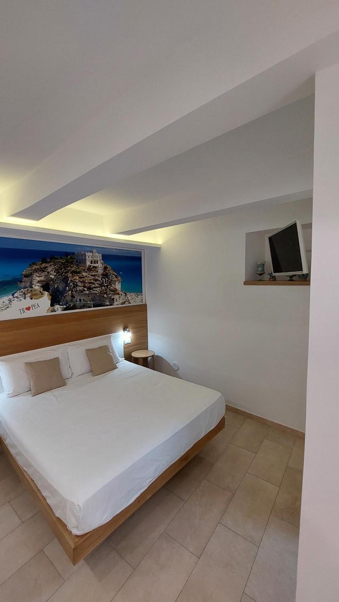Don Francisco Rooms - Tropea Exteriér fotografie